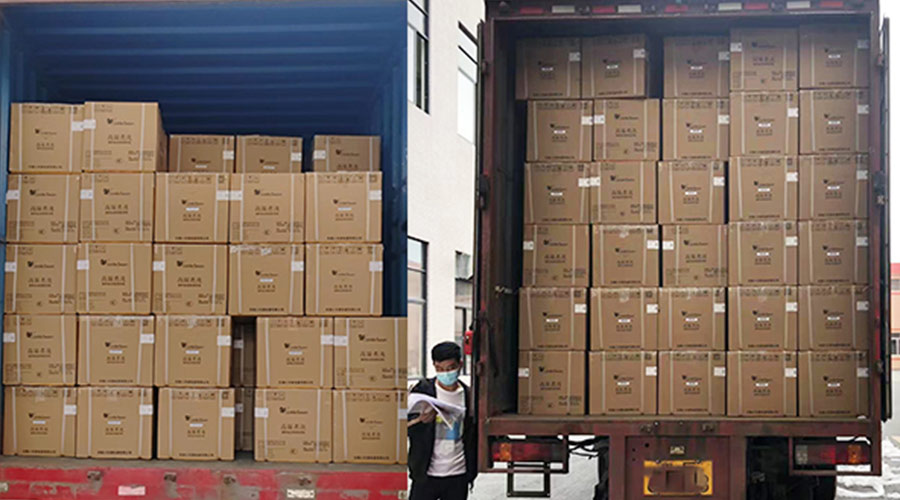 集裝箱裝柜進(jìn)行時！金環(huán)電器客戶迷你洗衣機(jī)順利發(fā)貨！