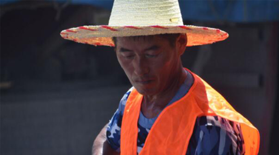 堅守的魅力！金環(huán)電器致敬每一位炎炎夏日下的勞動者！